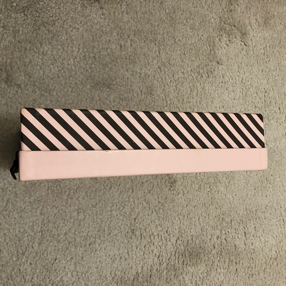 Juicy Couture 2 Piece Scarf and Hat Set - Picture 8 of 14